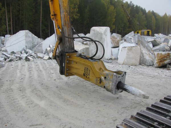 ���������� �� Hitachi 330-5, 350, 370