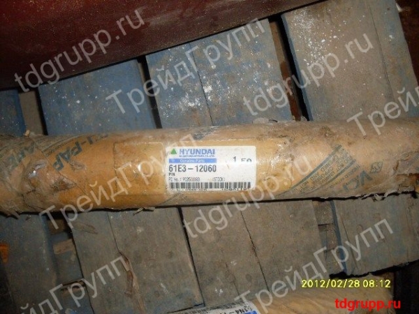 61E3-12060 ����� Hyundai R140W-7, R170W-7