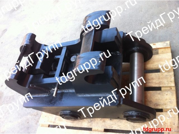 ����-������ ������������ (quick-coupler) ��� Doosan Solar 420LC-V