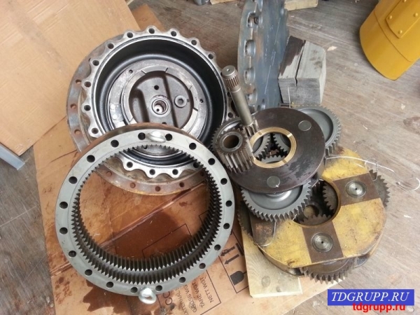 207-27-71352 ��� ��������� ���� komatsu PC300-7